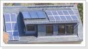 Naturschieferdach mit Solarthermie und Photovoltaik Anlage Naturschieferdach mit Solarthermie und Photovoltaik Anlage